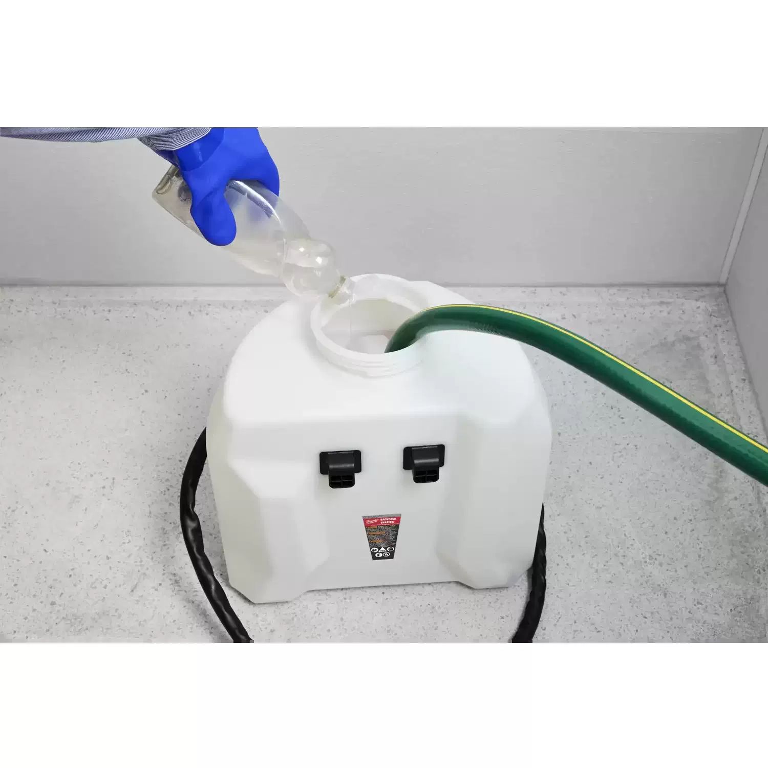 Milwaukee 3019-20PS M18 4-Gallon Backpack Sprayer w/ SWITCH TANK - Tool Only